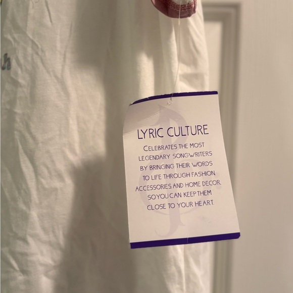 Beatles Day Tripper Graphic Tee - White - Picture 5 of 5